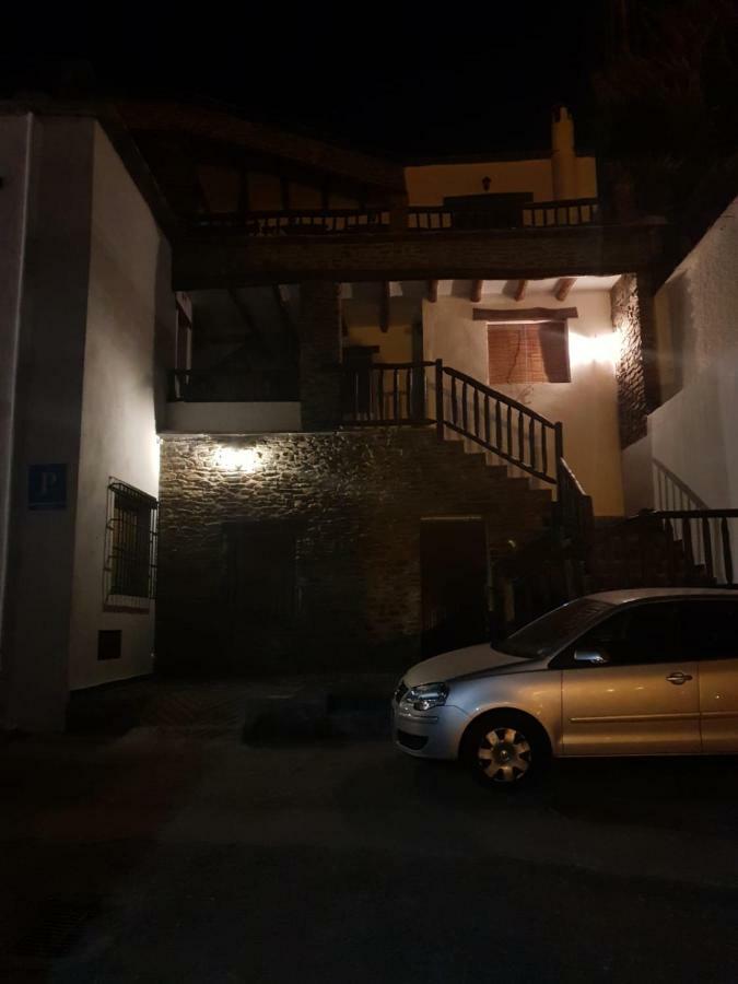 Hostal Ruta De Las Nieves Capileira Exterior photo